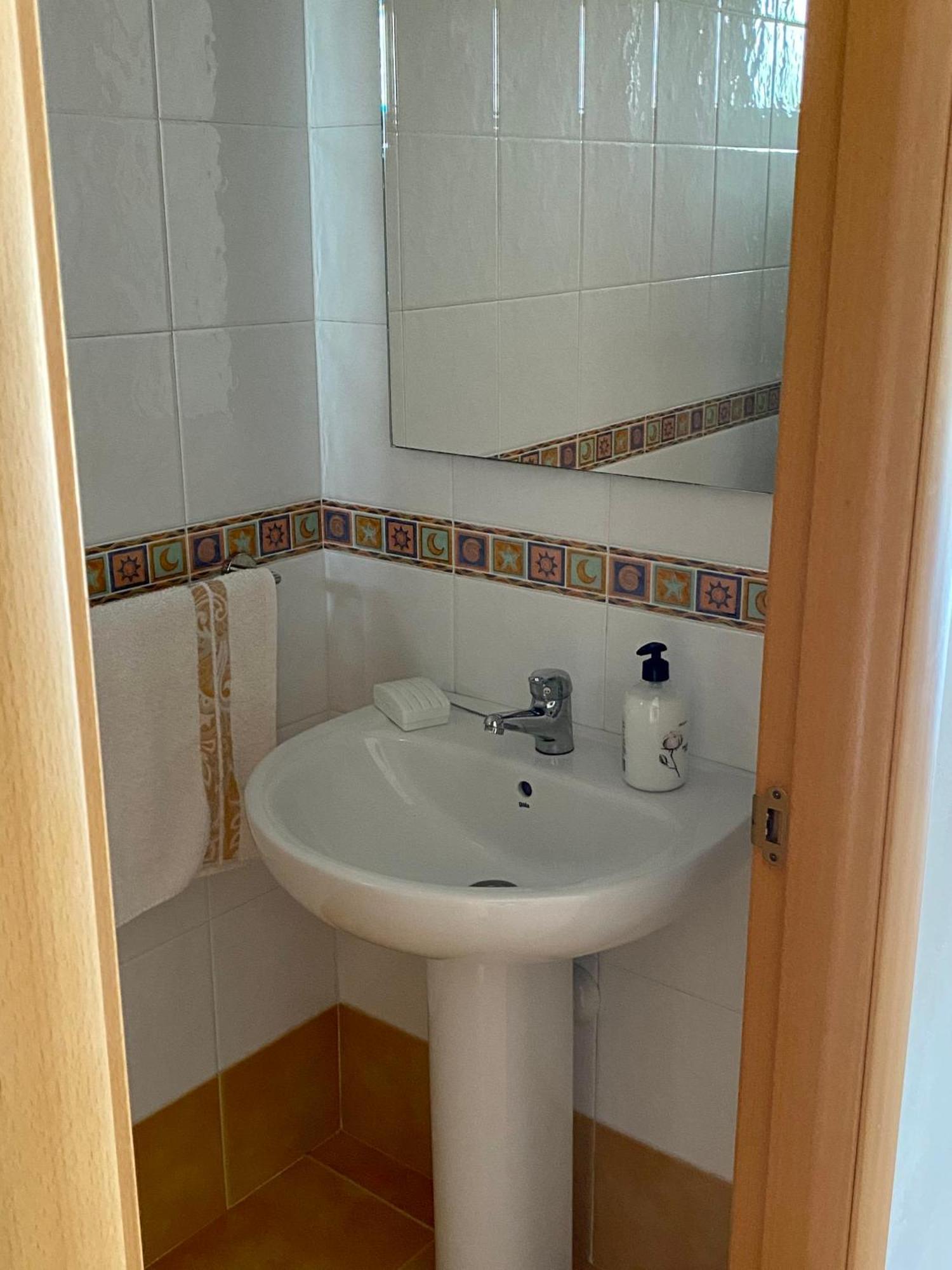 Portosin Con Piscina Al Lado De La Playa